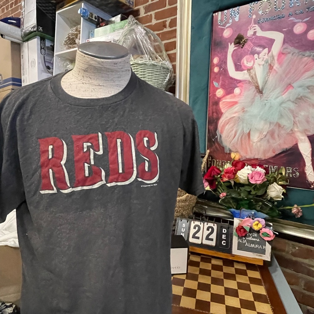 Nike Cincinnati Reds T-Shirt Gray Unisex